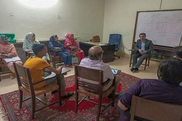 شروع دوره آموزش تابستانی زبان فارسی در لاهور